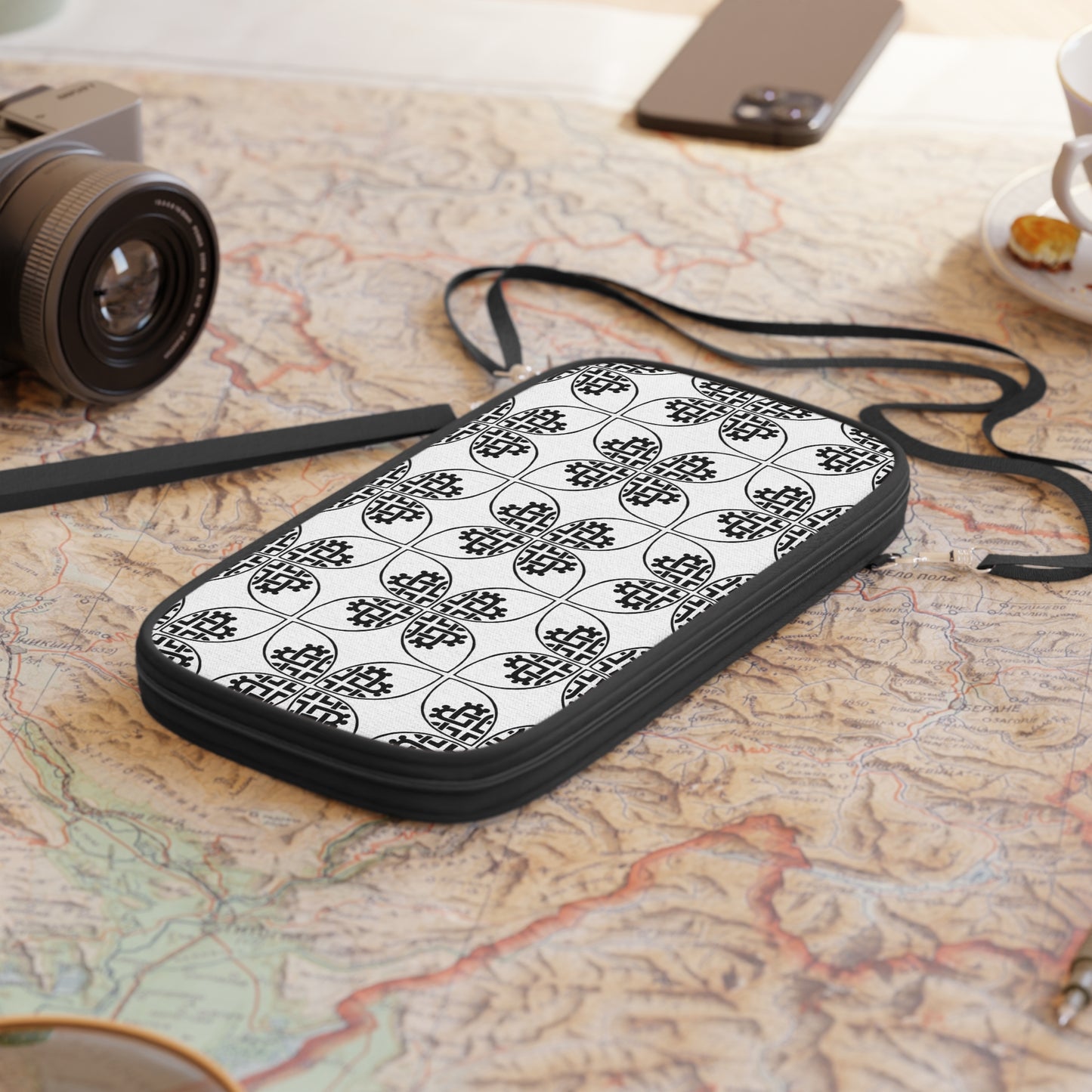 Celtic Heart Passport Wallet - InkLovePrint