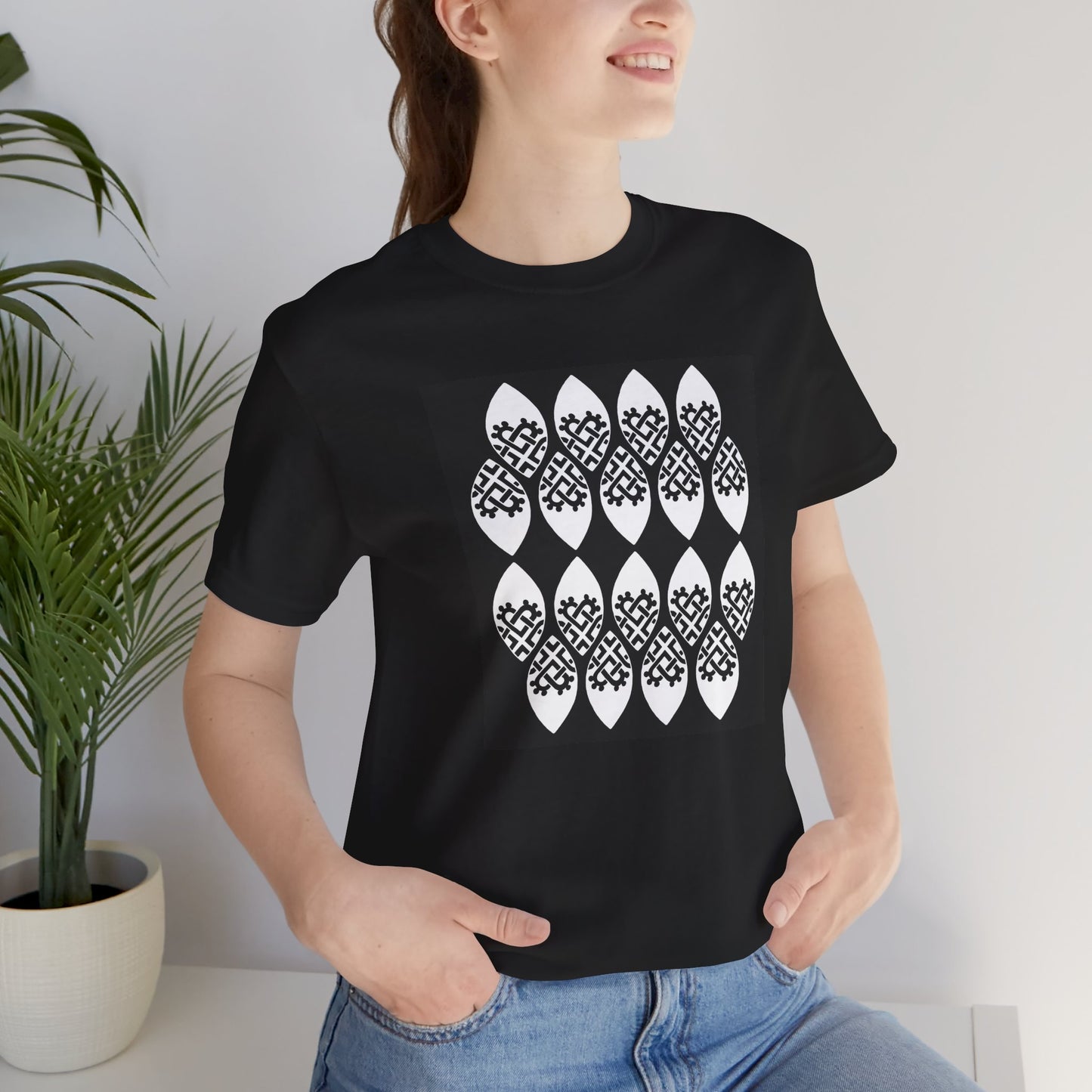 Celtic Heart Line Unisex T-Shirt - InkLovePrint