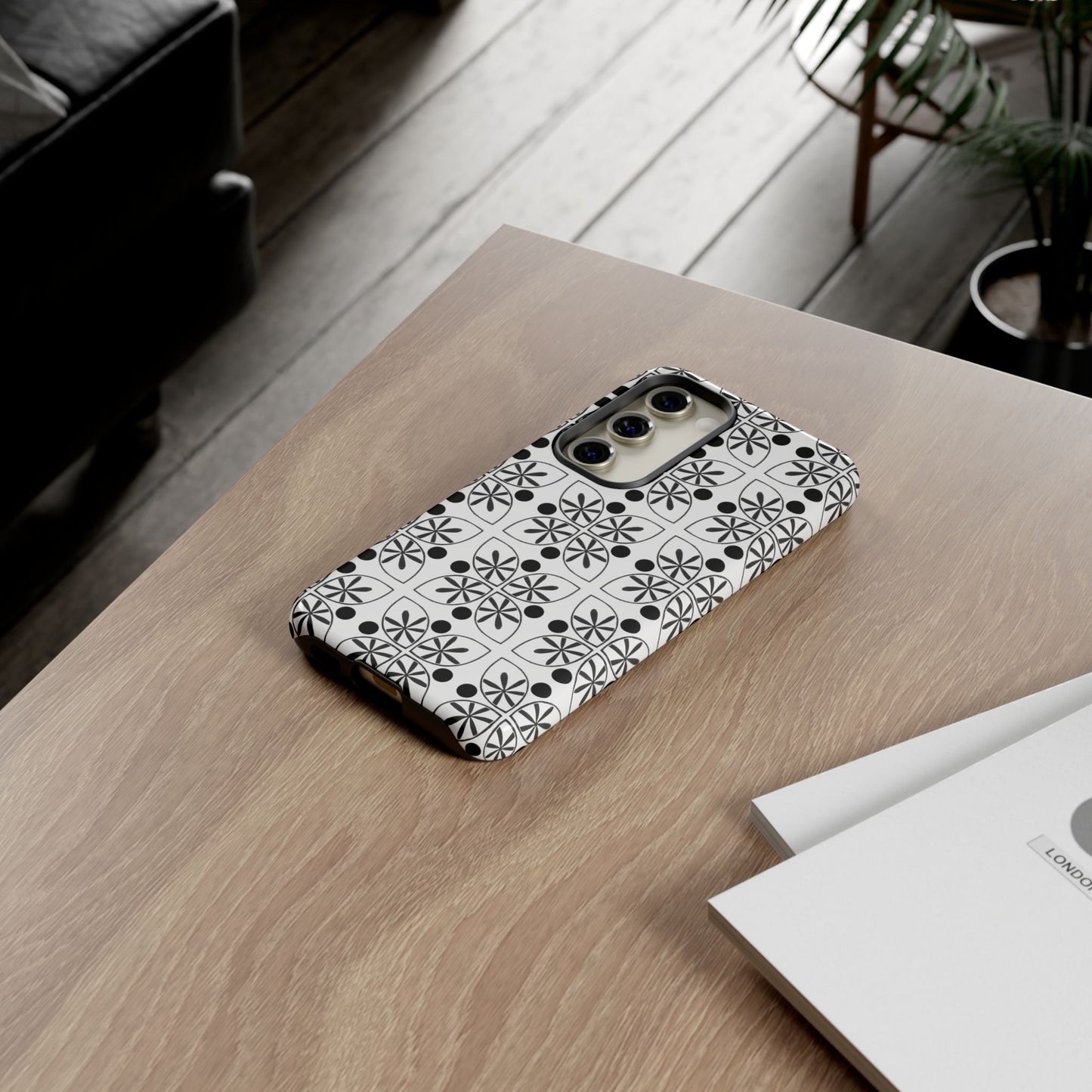 Black Flower Phone case