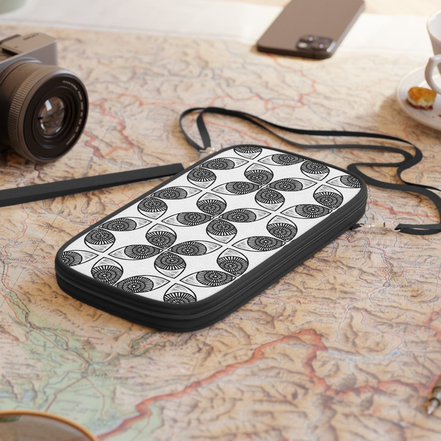 Circles Pattern Passport Wallet - InkLovePrint