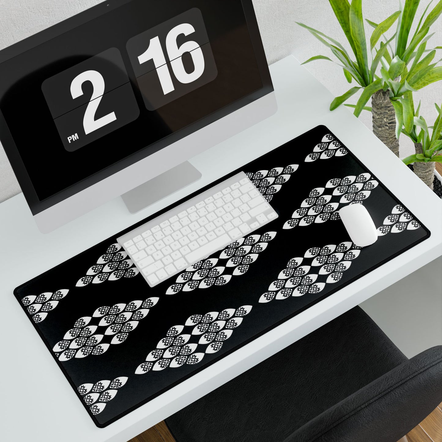 Celtic Heart Diamond Desk/Mouse Mat