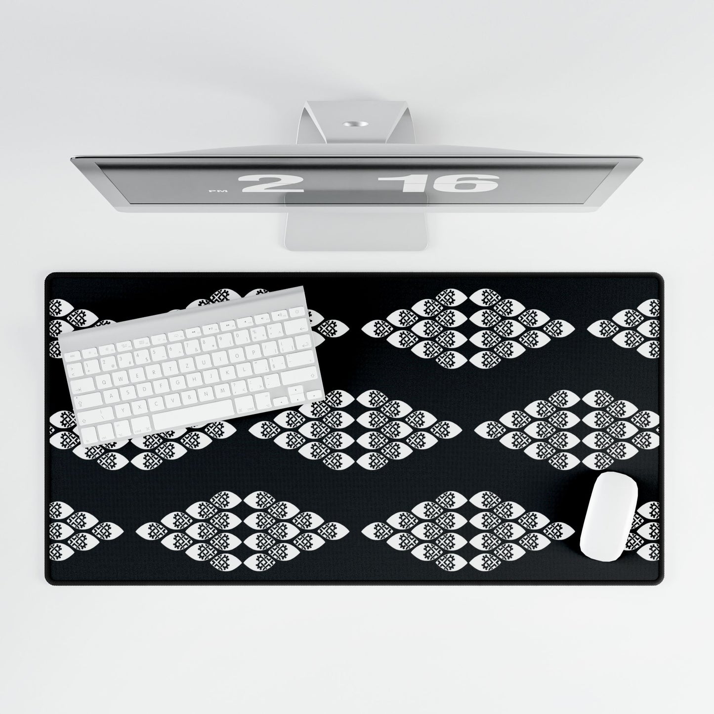 Celtic Heart Diamond Desk/Mouse Mat
