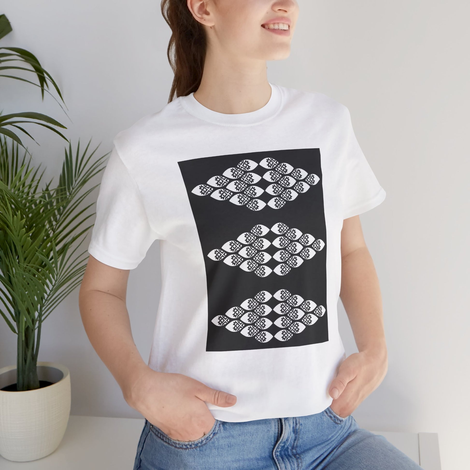 Celtic Heart Diamond Unisex T-Shirt - InkLovePrint
