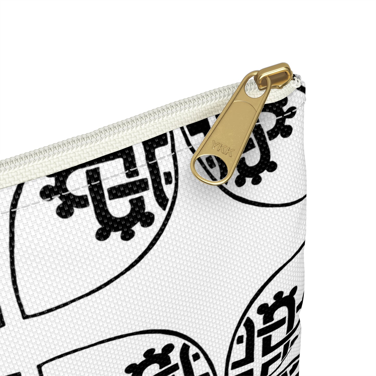 Celtic Heart Accessory Bag White - InkLovePrint