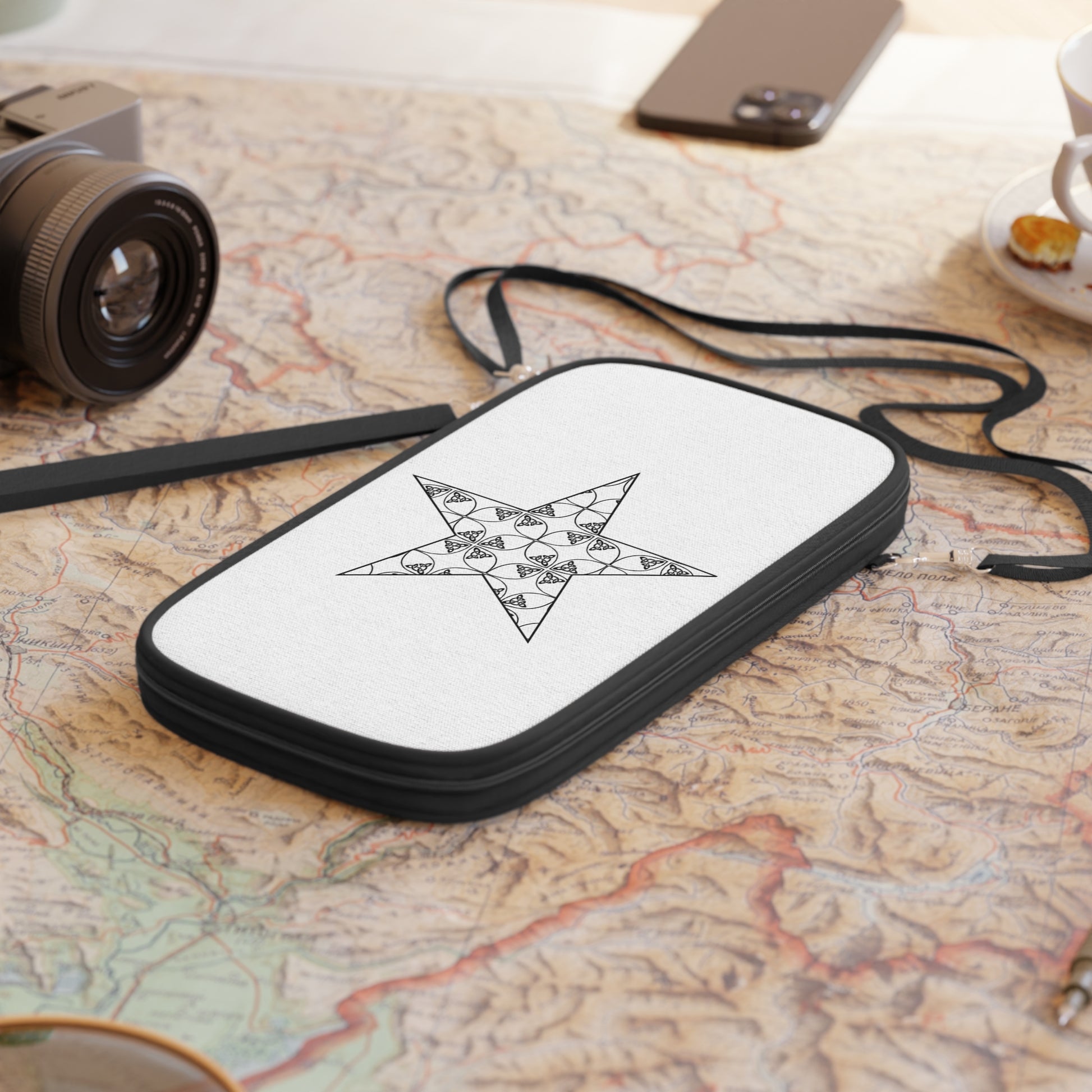 Trinity Star White Passport Wallet - InkLovePrint