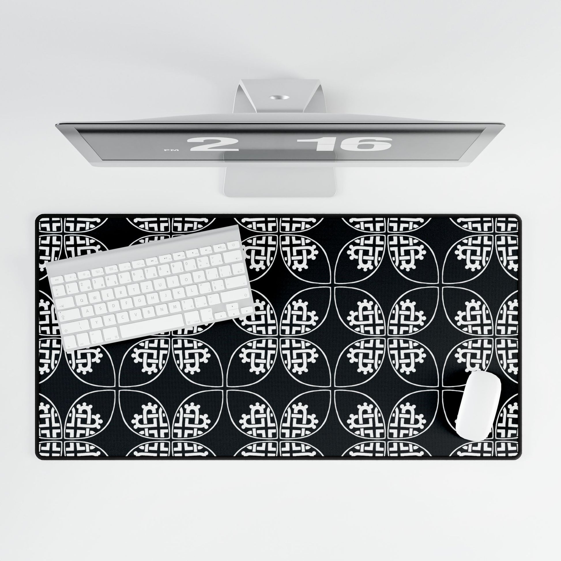 Celtic Heart Desk Mat Black - InkLovePrint
