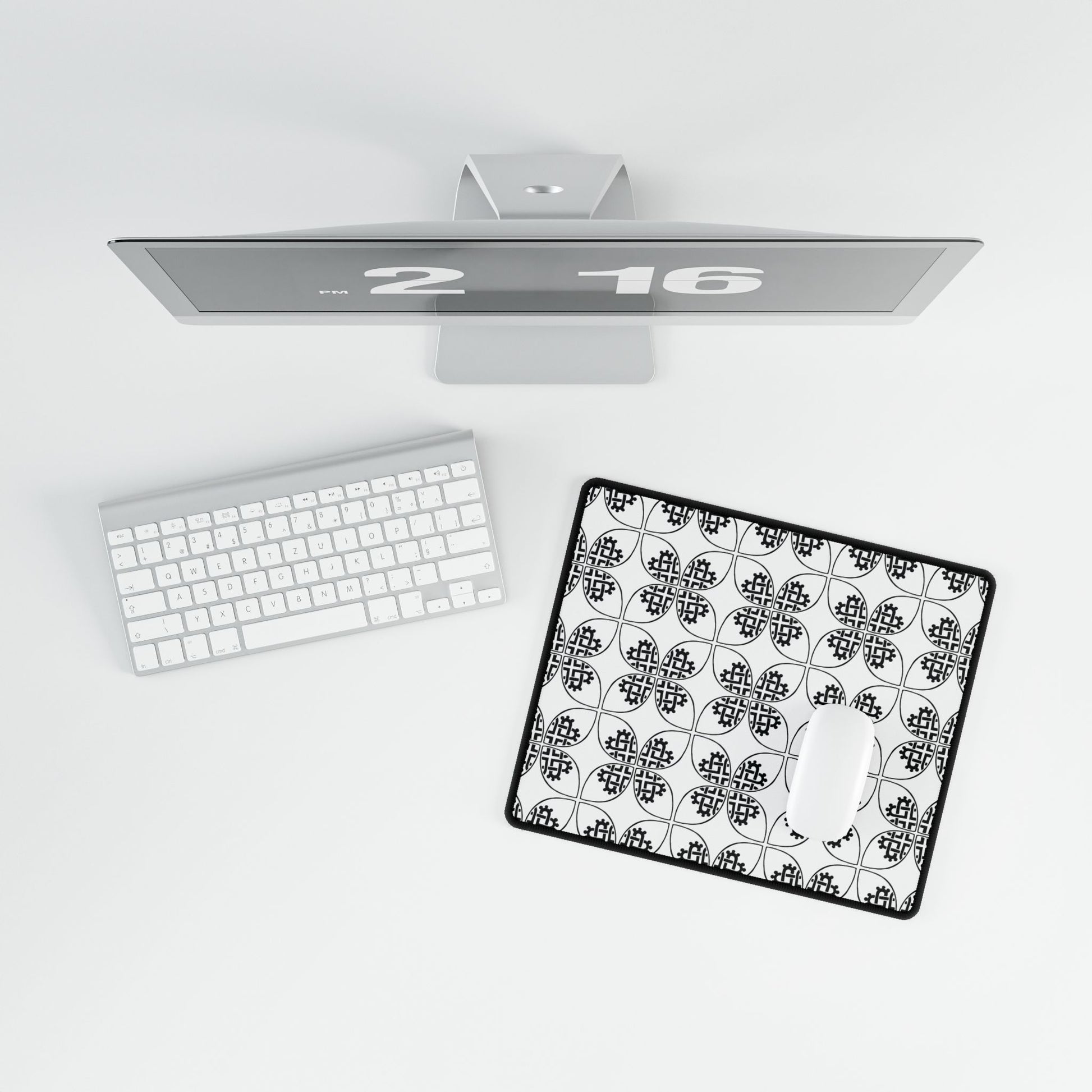 Celtic Heart Desk Mat White - InkLovePrint